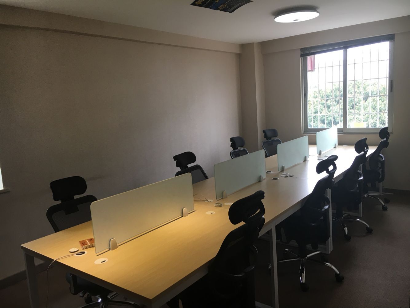 金融股直播间主持人_厦门京成投资咨询有限公